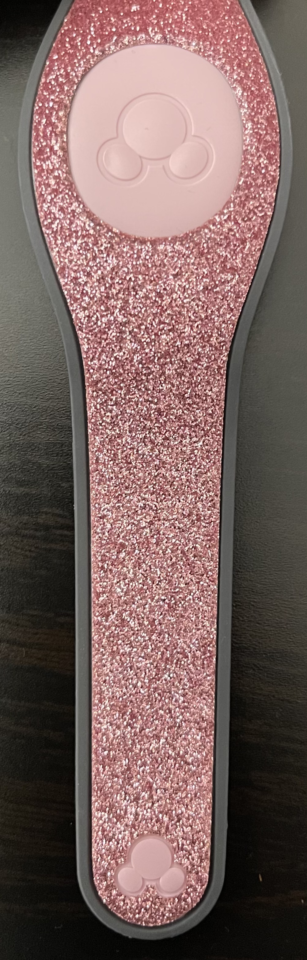 Glitter Pink Open Edition MagicBand is now out