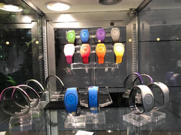 PICTURES: Major new redesigned MagicBands available soon! - Disney ...